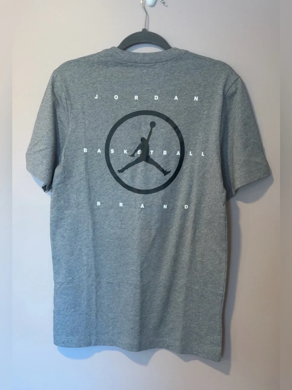 Jordan Flight Essentials Jumpman Basketball Circle Back TShirt